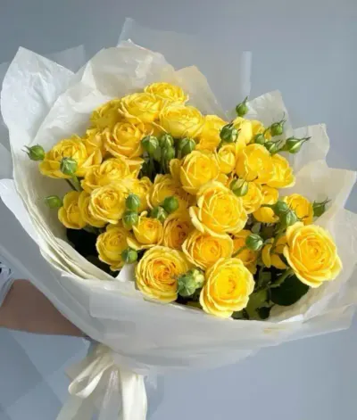 Sunshine Spray Roses — création florale