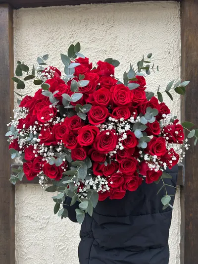 Bouquet de roses rouges — création florale