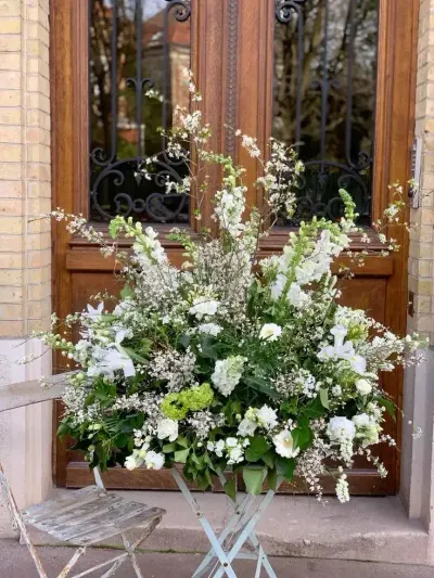 deuil coussin de fleurs — création florale